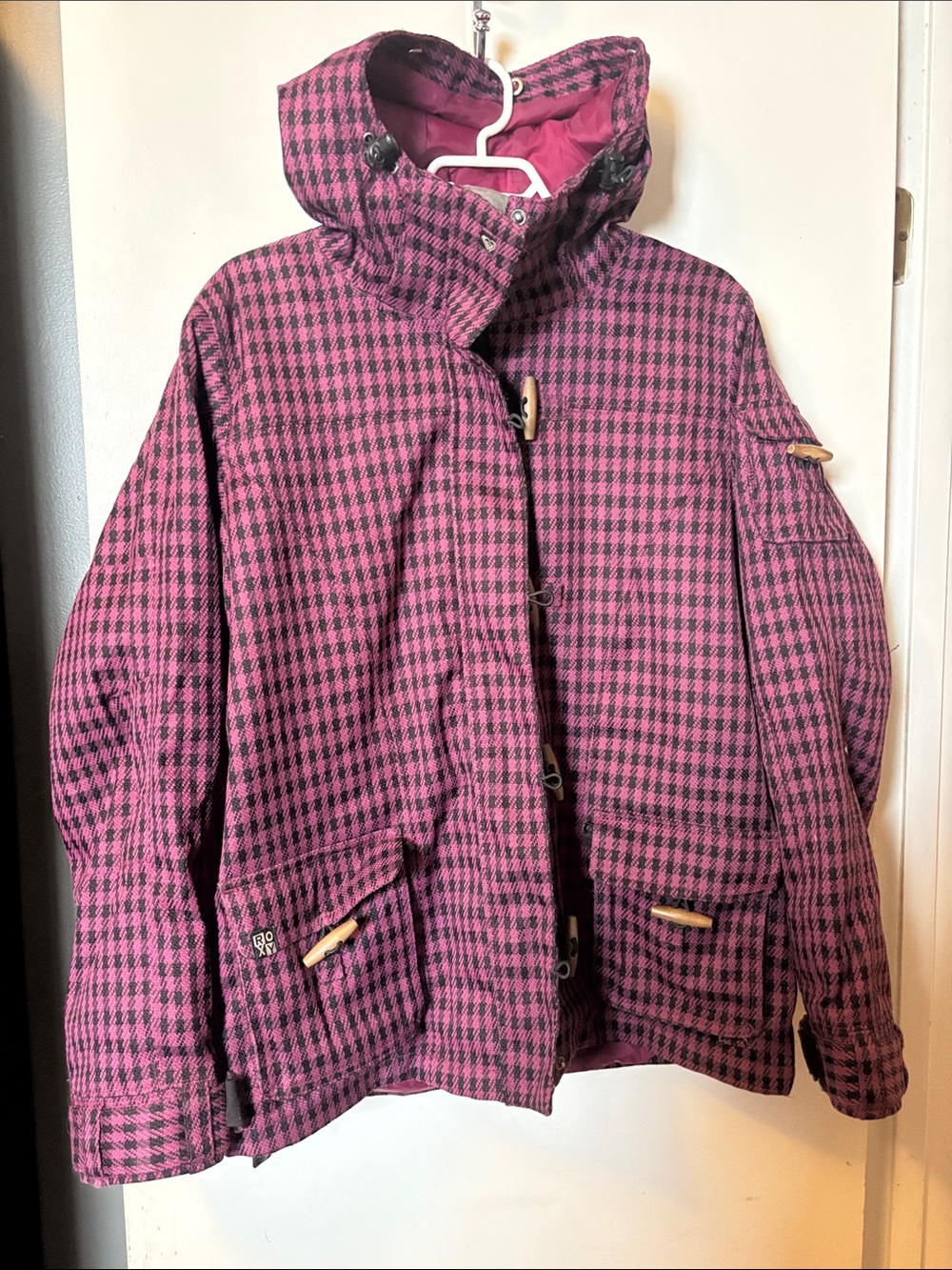 Roxy 5000 snowboard jacket - size L - purple/black gingham with hood
